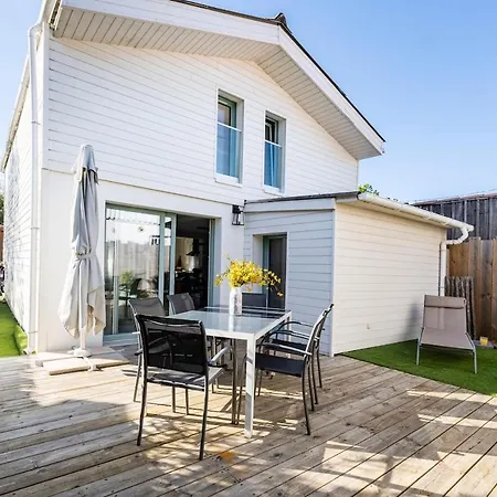 Paisible Maison A 2 Pas Du Bassin