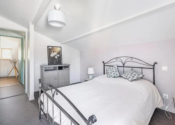 Paisible Maison à 2 Pas Du Bassin